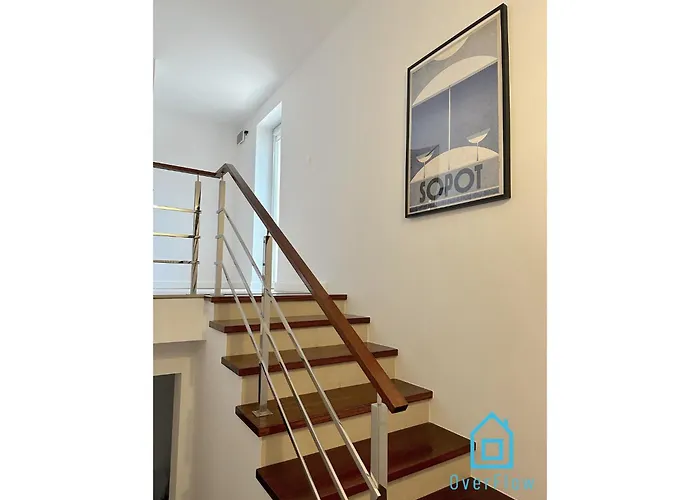 Baltyk Apartment- Tranquil Retreat, 15 Minutes To The Sea & Gdansk City Center
