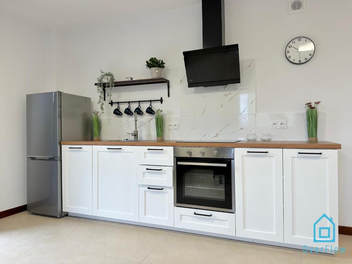 Apartment Baltyk Apartment- Tranquil Retreat, 15 Minutes To The Sea & Gdansk Center Borkowo (Gdansk)