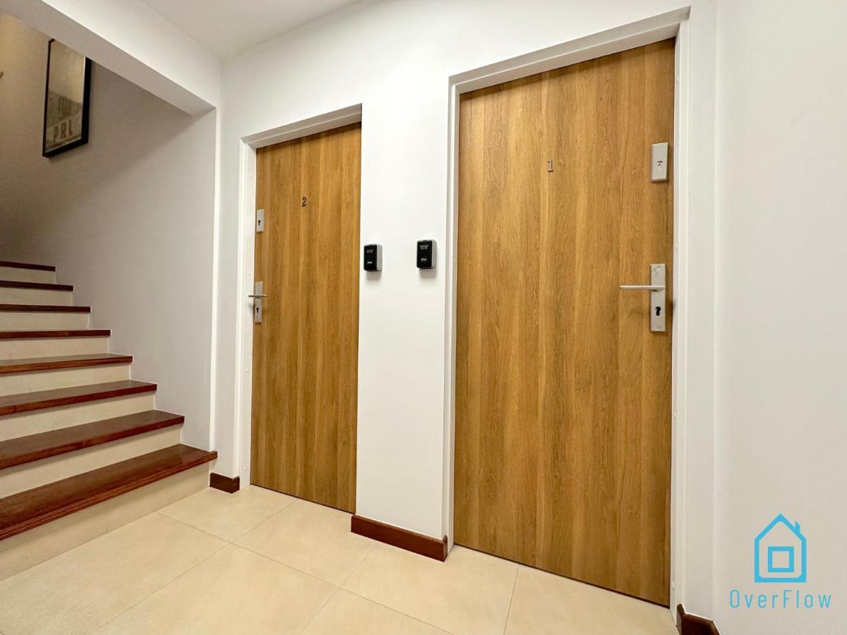 Baltyk Apartment- Tranquil Retreat, 15 Minutes To The Sea & Gdansk Center Apartment *