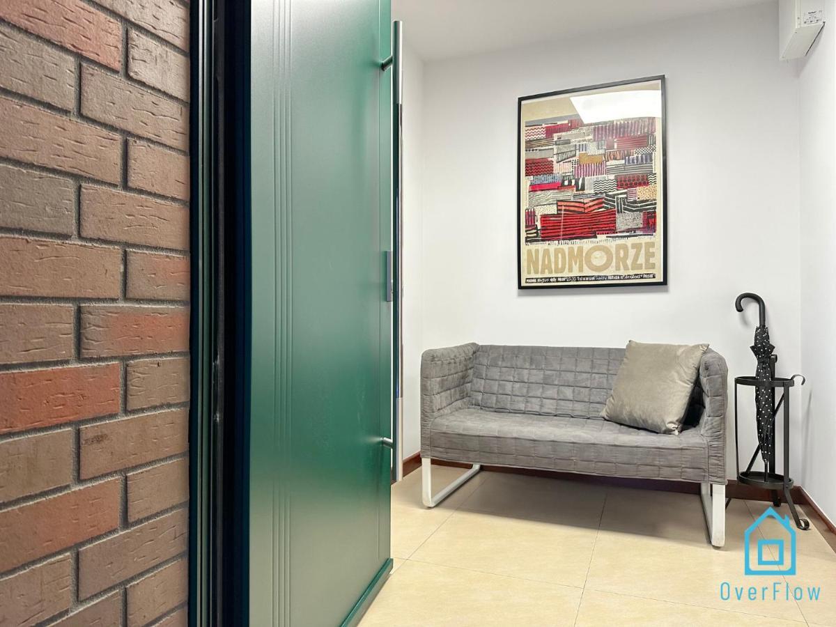 Apartment Baltyk Apartment- Tranquil Retreat, 15 Minutes To The Sea & Gdansk Center *